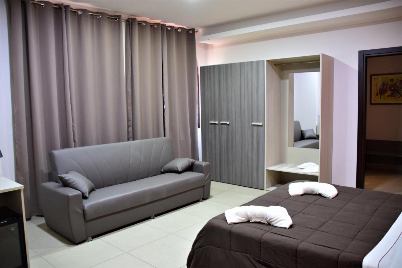 Mg Palace Hotel Costa Del Sole Agnone Bagni Extérieur photo