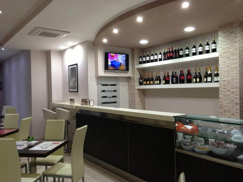 Mg Palace Hotel Costa Del Sole Agnone Bagni Extérieur photo
