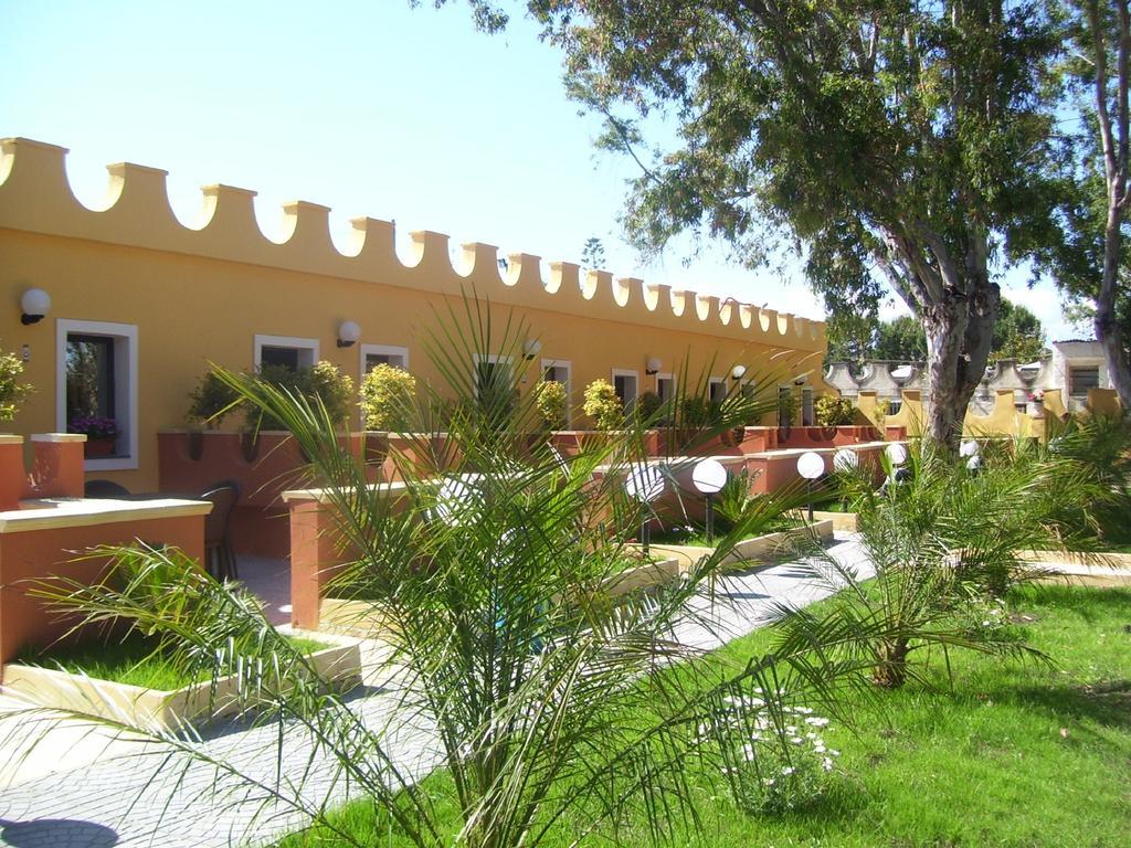 Mg Palace Hotel Costa Del Sole Agnone Bagni Extérieur photo