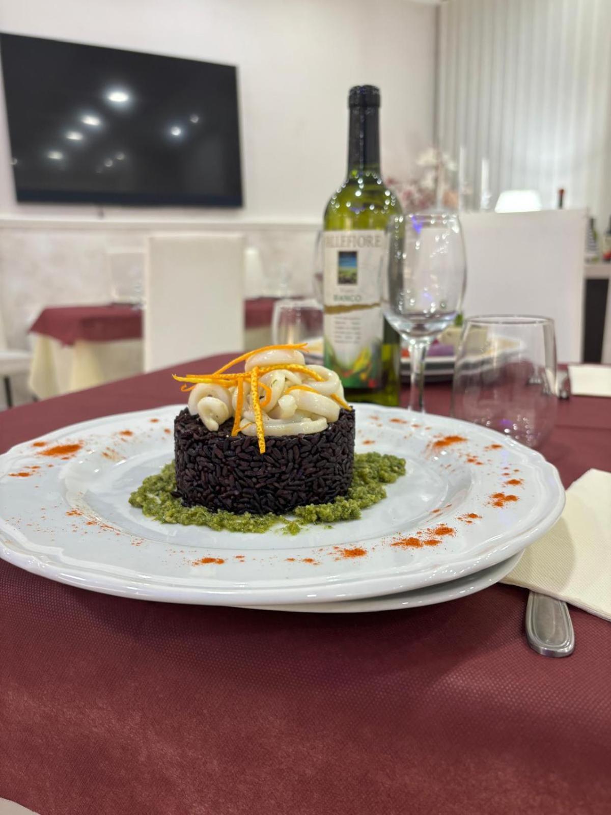 Mg Palace Hotel Costa Del Sole Agnone Bagni Extérieur photo