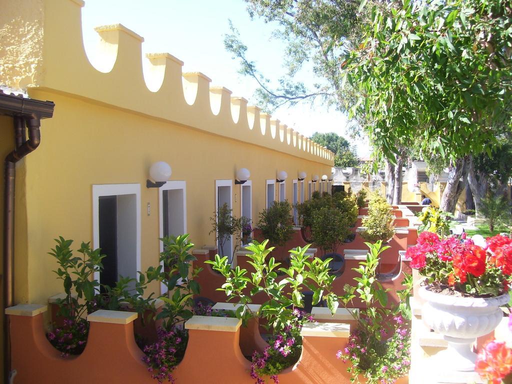 Mg Palace Hotel Costa Del Sole Agnone Bagni Chambre photo